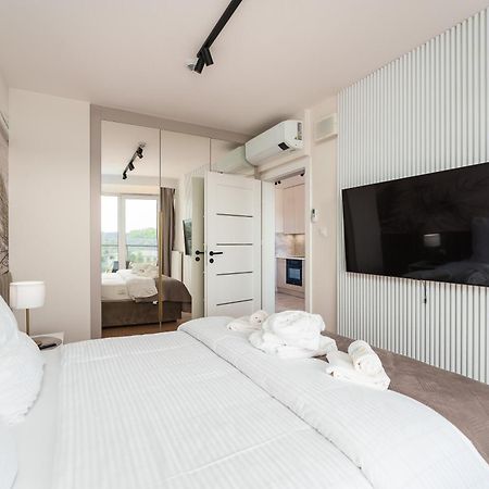 Apartament Delux Kasprowicza 20C Prywatny Parking Basen Sauna Oraz Silownia W Cenie Kołobrzeg Eksteriør bilde