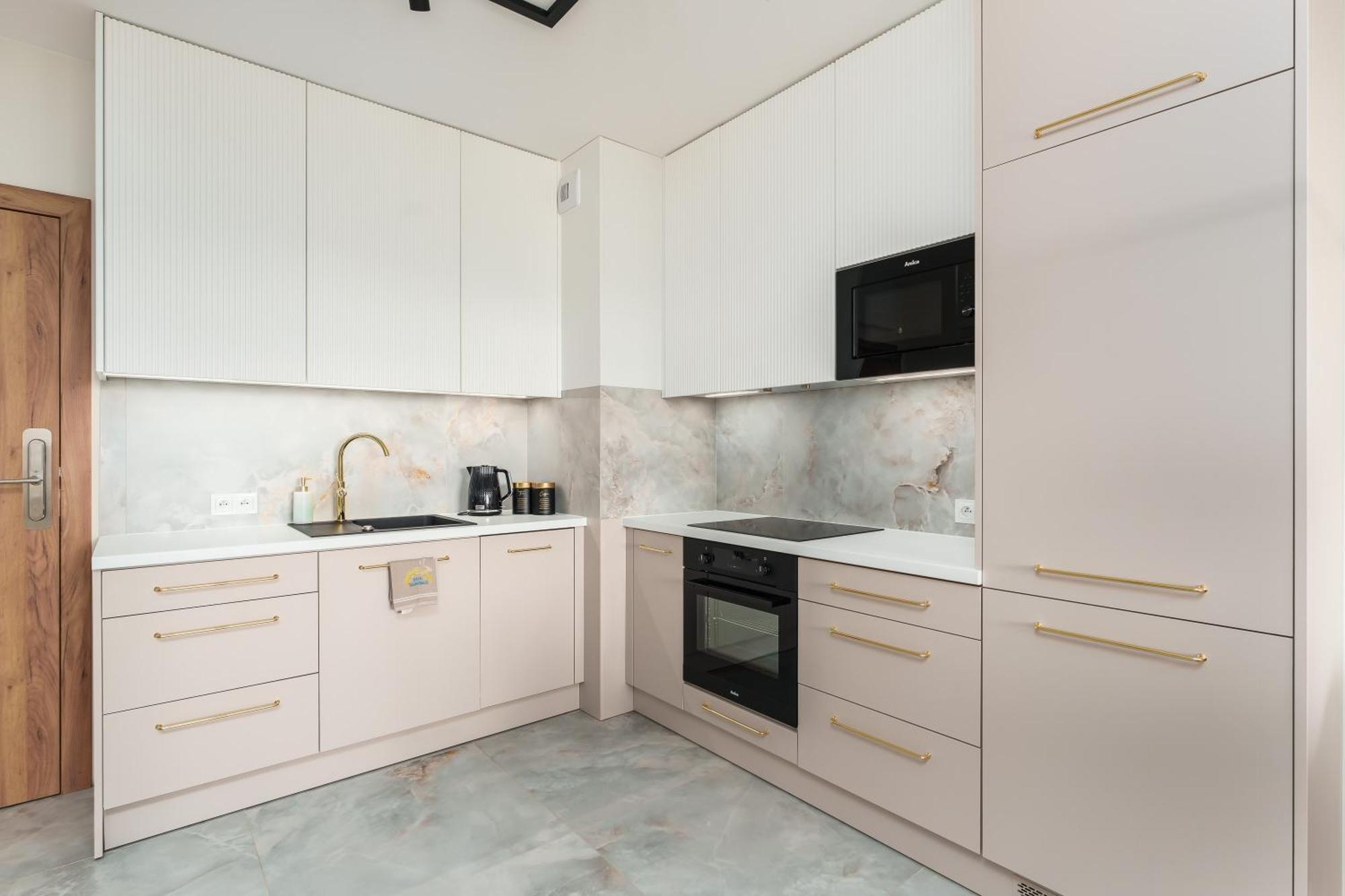 Apartament Delux Kasprowicza 20C Prywatny Parking Basen Sauna Oraz Silownia W Cenie Kołobrzeg Eksteriør bilde