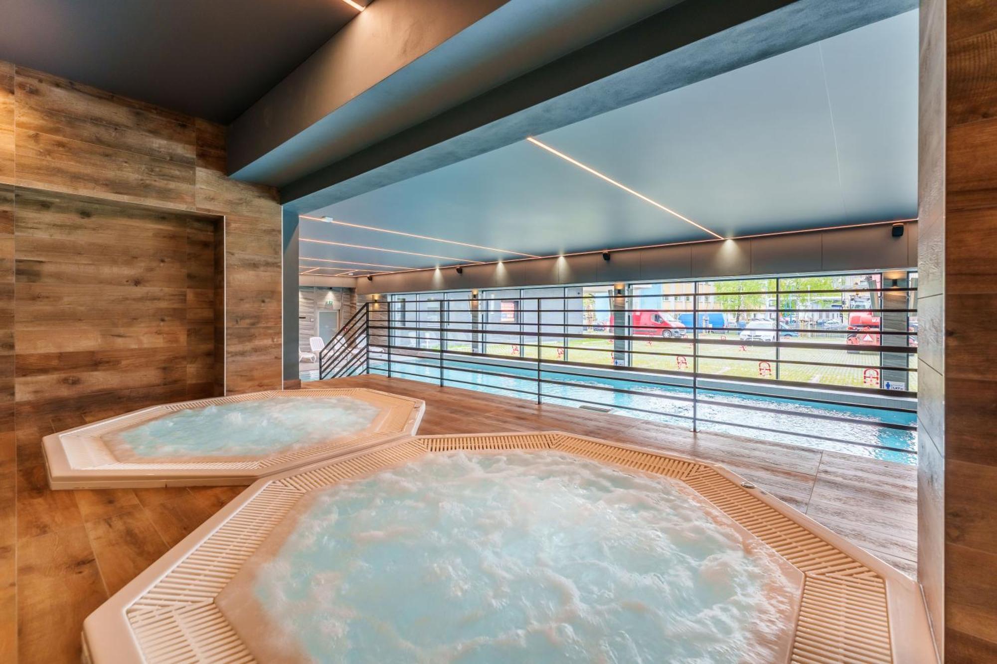 Apartament Delux Kasprowicza 20C Prywatny Parking Basen Sauna Oraz Silownia W Cenie Kołobrzeg Eksteriør bilde